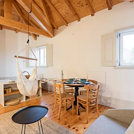 Charming Retreat With Balcony Apartment