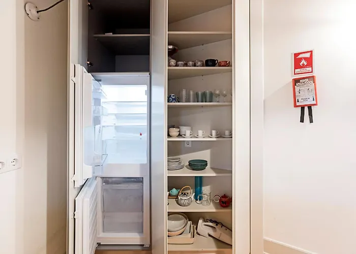 Apartament Charming Retreat With Balcony *